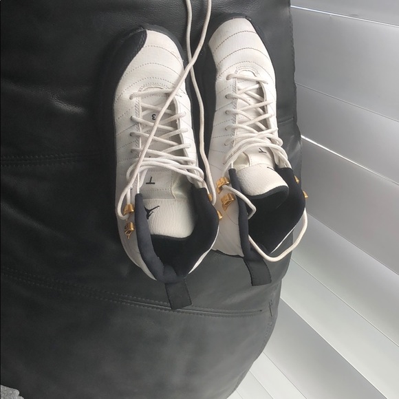 Jordan 12 retro - Picture 2 of 3